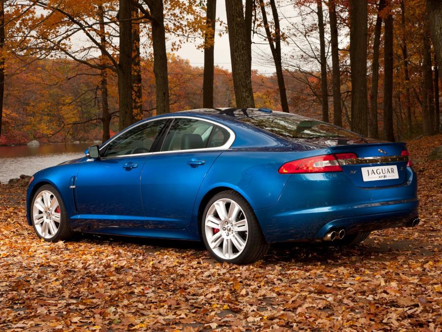  Jaguar XFR 2009 года  (US) (фото 13 из 16)